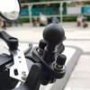 Kép 8/9 - FreedConn MC20W motorkerékpár-tartó, 15W-os induktív töltéssel, kormányra és tükör alá rögzíthető