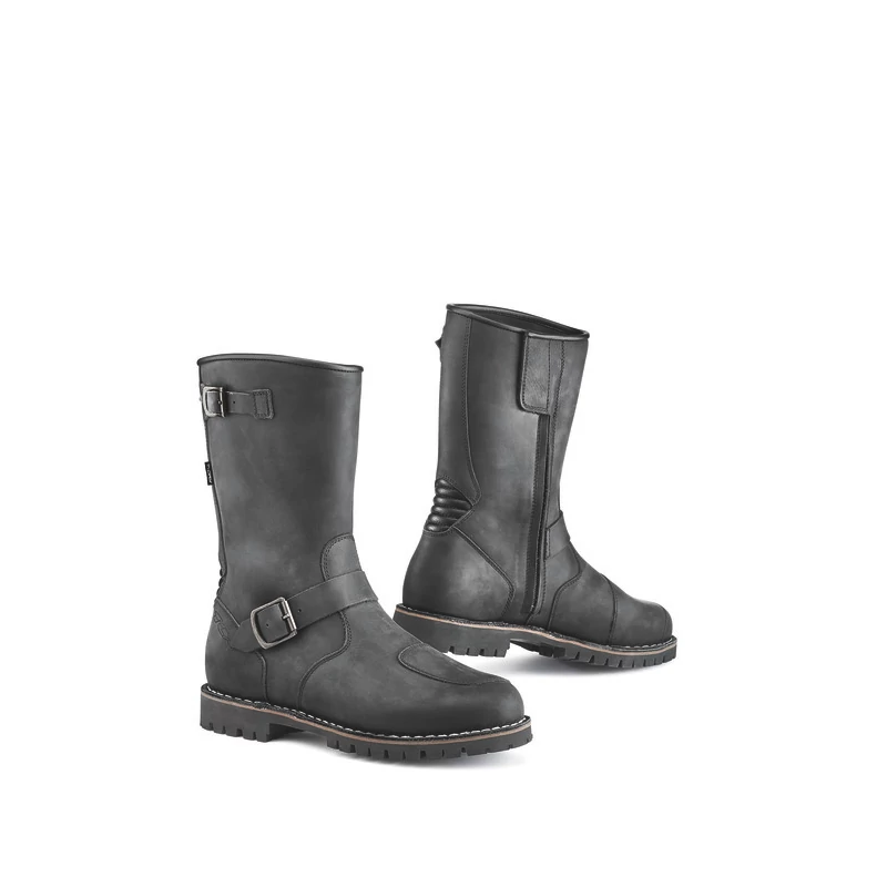 TCX Fuel WP Black motoros csizma