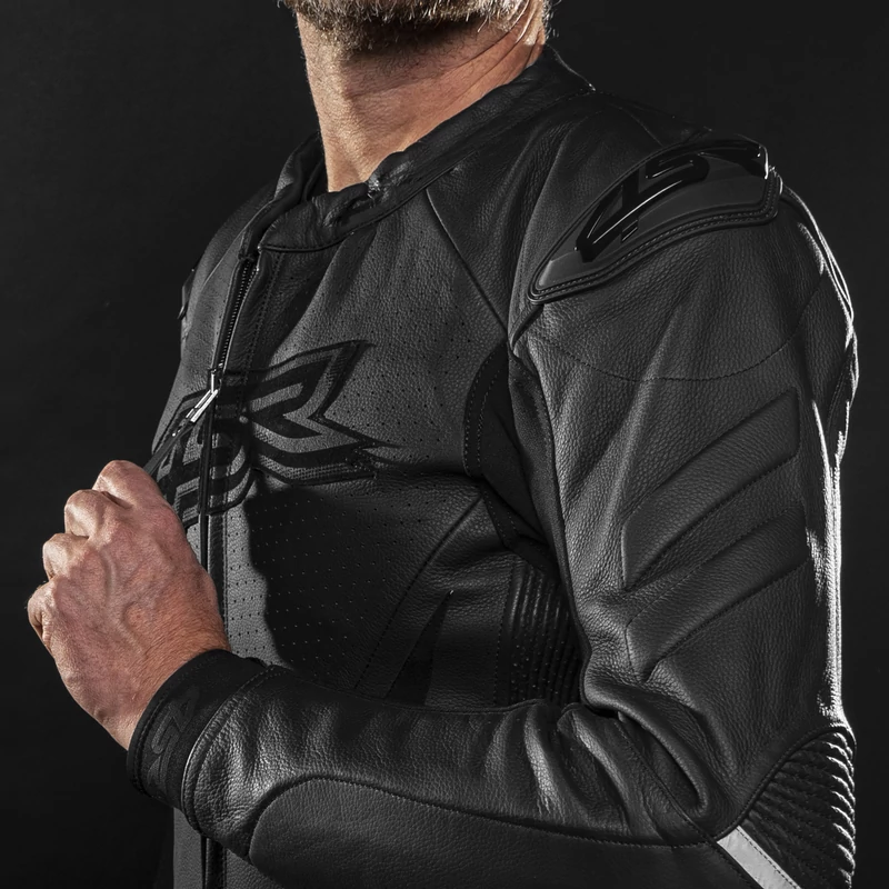 4SR Club Sport Black Series AR Bőrkabát, légzság előkészített, (Airbag ready)
